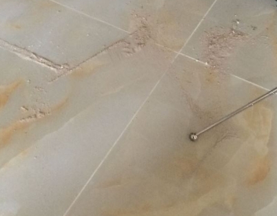 洪雅瓷砖空鼓维修公司分享粘合剂选择不当在瓷砖铺贴过程中可能导致以下问题